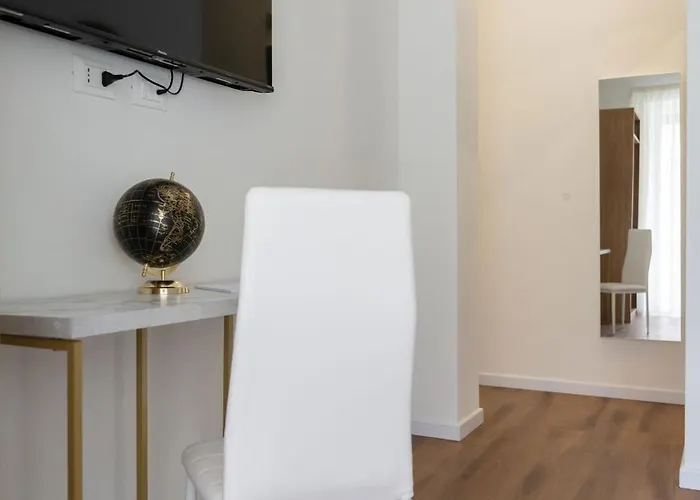 Apartment Con 2 E 2 Bagni -san Giovanni- Rom